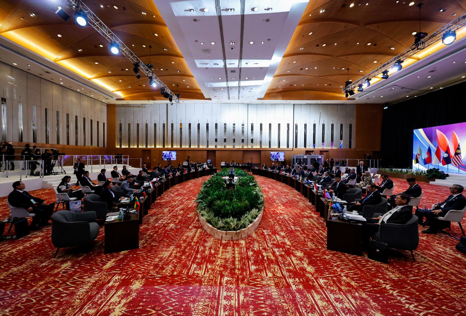 Masa Depan ASEAN Tergantung pada Sains, Teknologi, dan Inovasi: Visi 2045