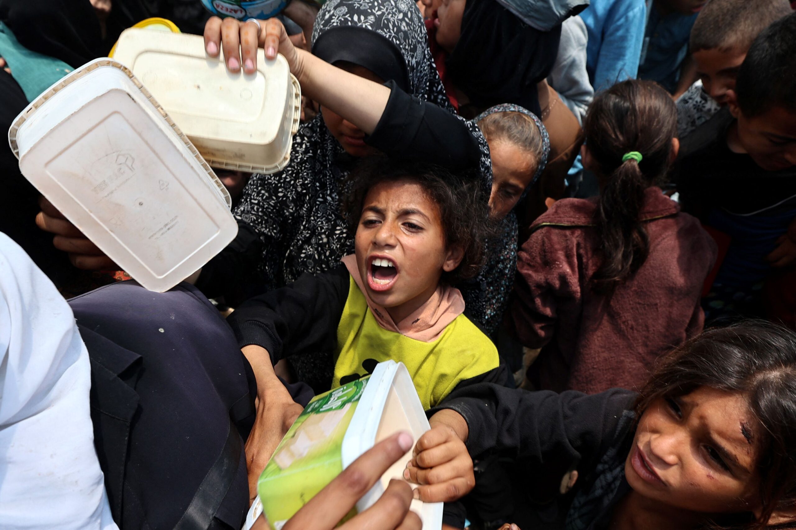 Gaza Terima Bantuan Besar-besaran: 90 Lori Aidan PBB Tiba