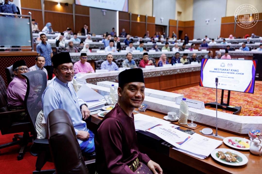 Ketua Menteri Perlu Tingkatkan Tata Kelola Keuangan: Anwar Ibrahim Desak Pemerintah Daerah dan Pusat Bersama Wujudkan Sistem Transparan dan Efisien