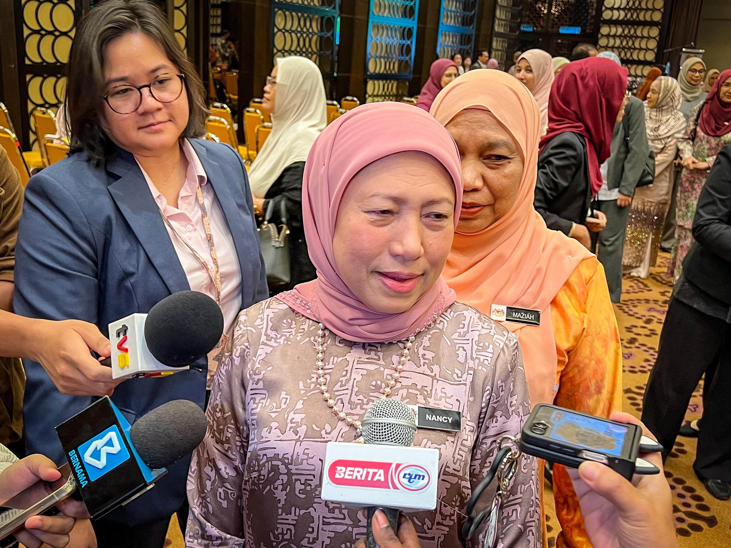 Tragedi UPSI: KPWKM Hulurkan Bantuan RM1,000 kepada Pelajar Dirawat di ICU – Usaha Memulihkan Kehidupan