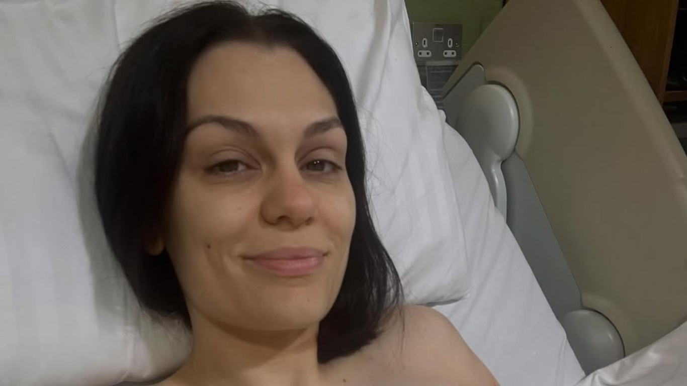 Jessie J Revela Detalhes Sobre Cirurgia e Recuperação Após Diagnóstico de Câncer: 'Gratidão e Força'