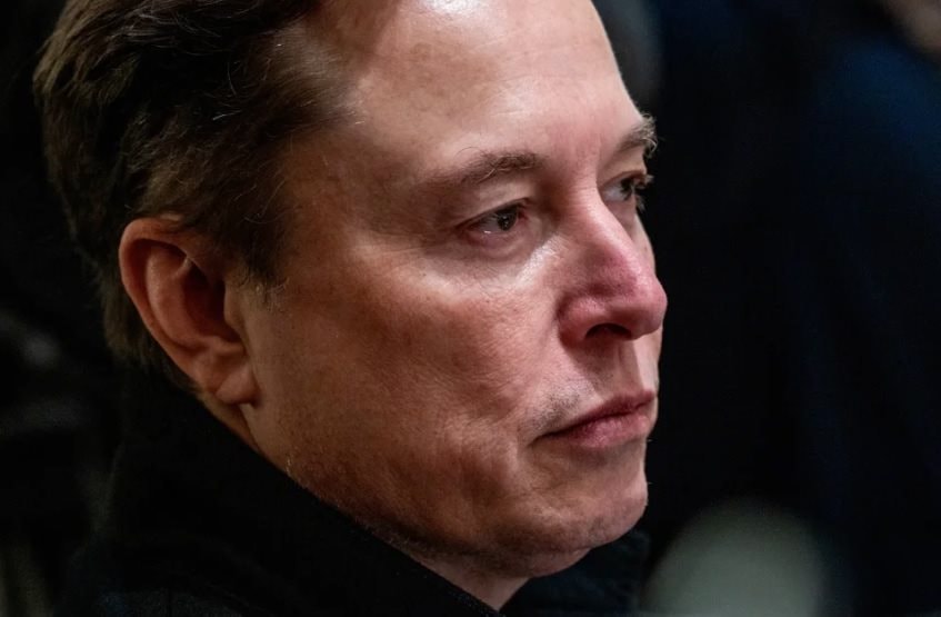 Elon Musk: Từ Người Nổi Tiếng Đầy ồn ào Đến Sự Im Lặng Bất Ngờ