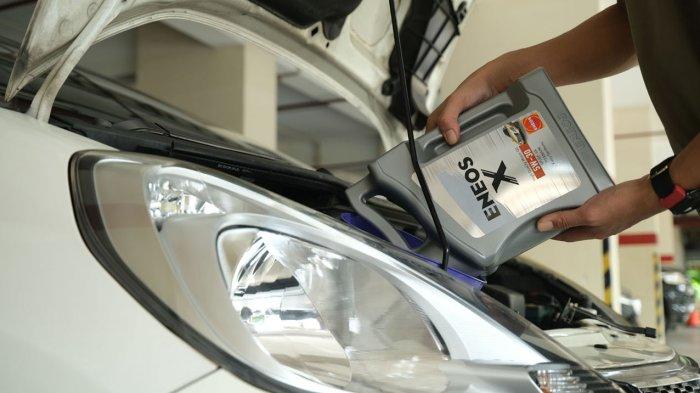 Teknologi Liquid Titanium: Membuat Berkendara Lebih Nyaman dengan Oli Mesin Canggih