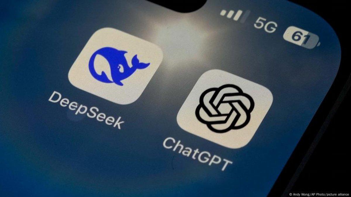Mengapa AI Cina DeepSeek Membuat Saham Teknologi AS Ambruk?