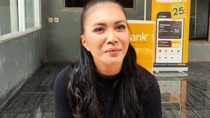 Denada Blak-blakan: Siap Lakukan Operasi Plastik Keempat Demi Karier!