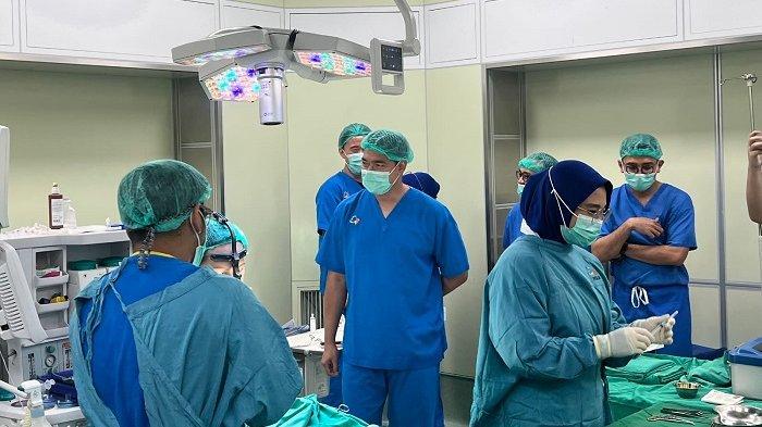 Tingkatkan Kualitas Kesehatan Masyarakat, Operasi Bibir Sumbing Gratis Dilaksanakan di RSUI Depok