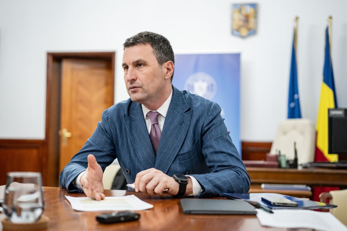 Romania's Economic Future: Urgent Reforms Needed Despite Market Stabilization