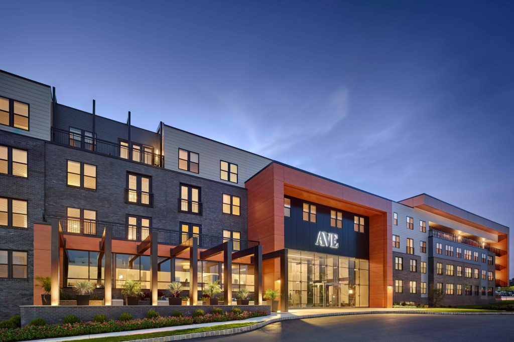 Experience Apartment Living Redefined: AVE Apartments Offer Flexibility & Luxury