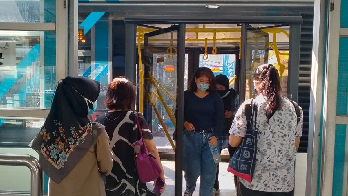 Hari Kartini 2025: Nikmati Promo Makanan Spesial dan Naik Transjakarta dengan Harga Murah