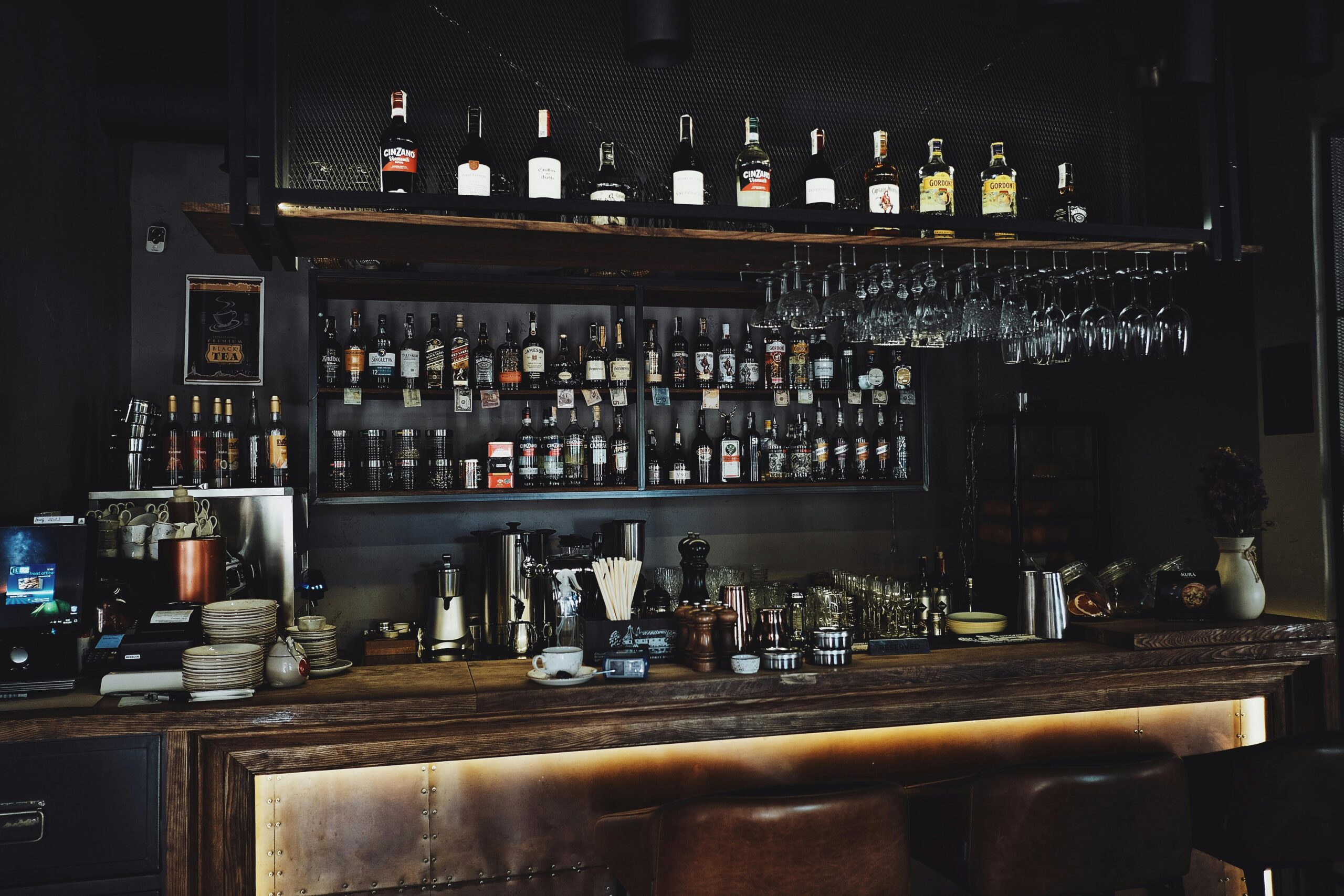 Pub Footy Blackout Fury: Aussies Slam Rising Costs and Loss of Tradition