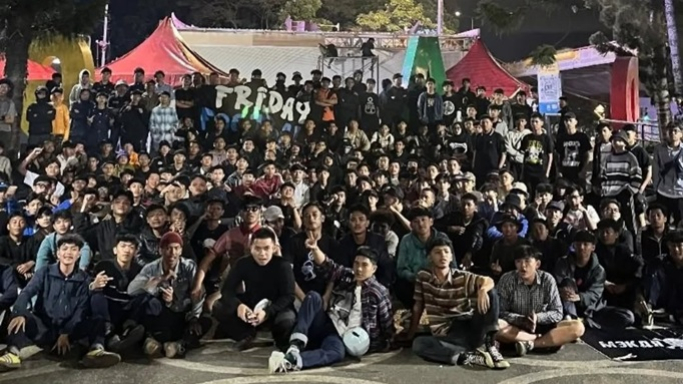  PAYUNG HITAM #49: Menghidupkan Semangat Olahraga di Friday Football Street, Membangun Ruang Publik yang Lebih Baik
