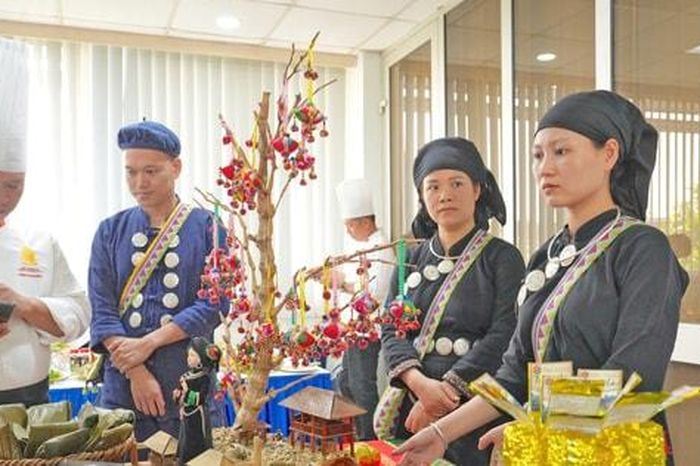 Tin tức nóng nhất ngày 23-11-2024: Xây dựng bảng giá đất, thị trường bất động sản và ẩm thực Hà Nội