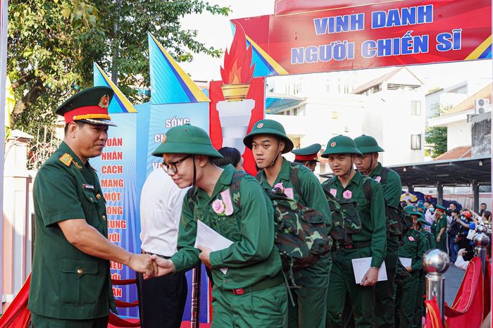 Khám Nghĩa Vụ Quân Sự: Những Điều Cần Biết Về Việc Khám Lại