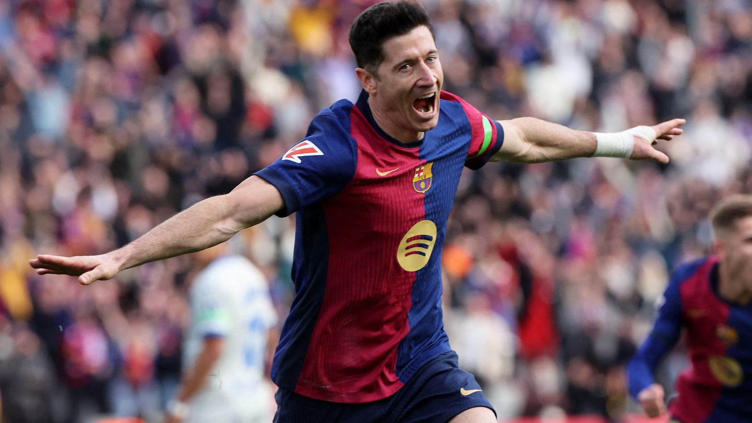 Lewandowski ratuje Barcelonę! Zwycięstwo FC Barcelona 1:0 nad Deportivo Alaves