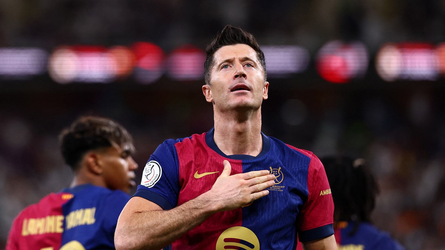 Flick wybiera skład na mecz FC Barcelona - Deportivo Alaves. Kto zagra?