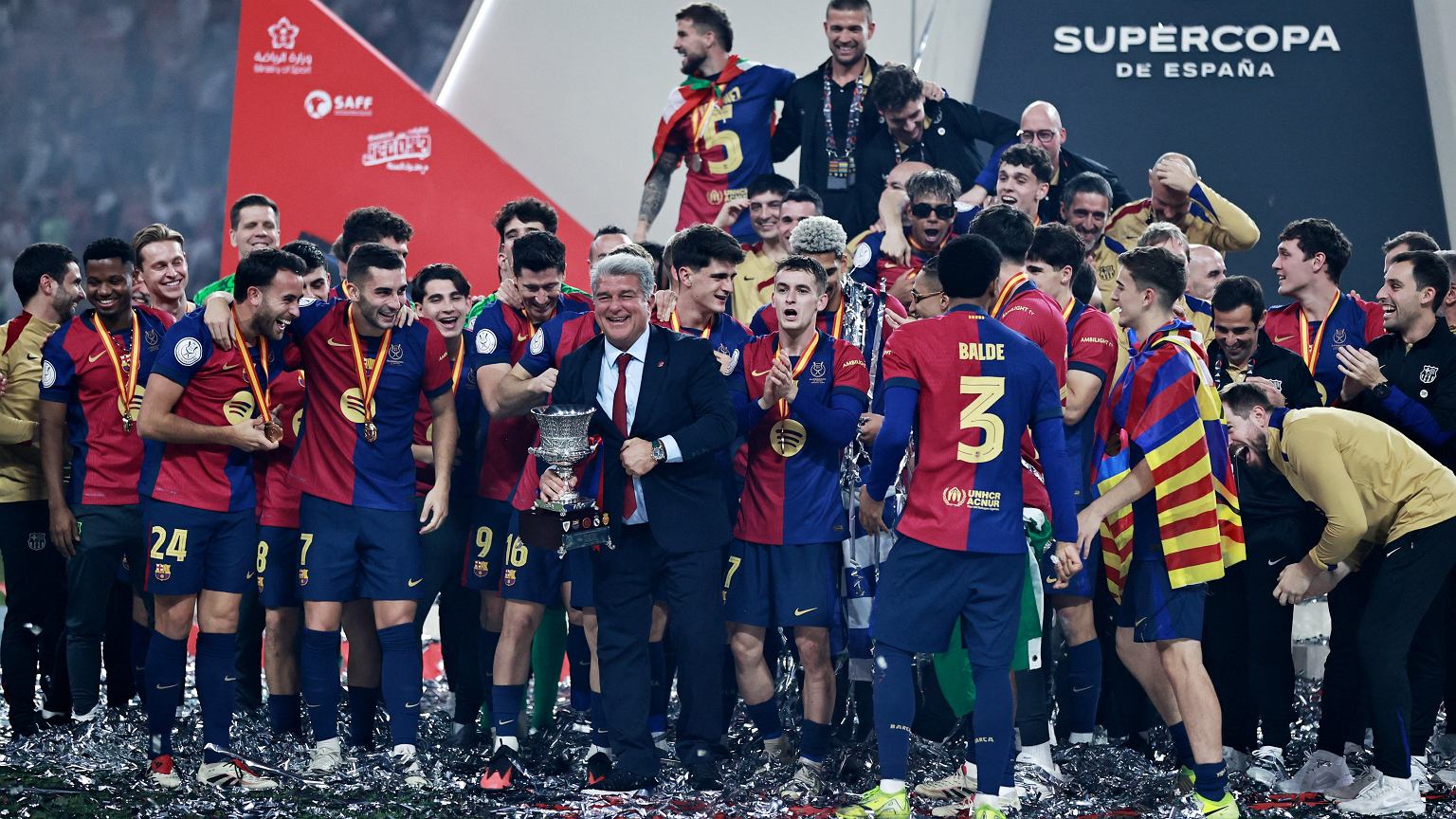 Sukces FC Barcelona! Kapitan Laporta wniebowzięty zwycięstwem nad Realem
