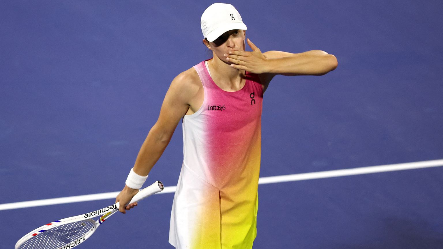 WTA w Dubaju 2025. O której gra Iga Świątek? Gdzie oglądać mecz dzisiaj? [TRANSMISJA NA ŻYWO]