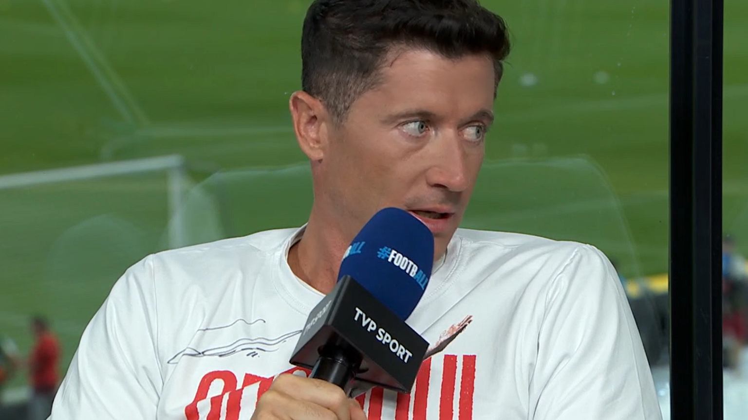 Lewandowski w Chorzowie: Kucharski krytykuje zachowanie kapitana! "Wygląda na człowieka z problemami" - kontrowersje wokół reprezentacji