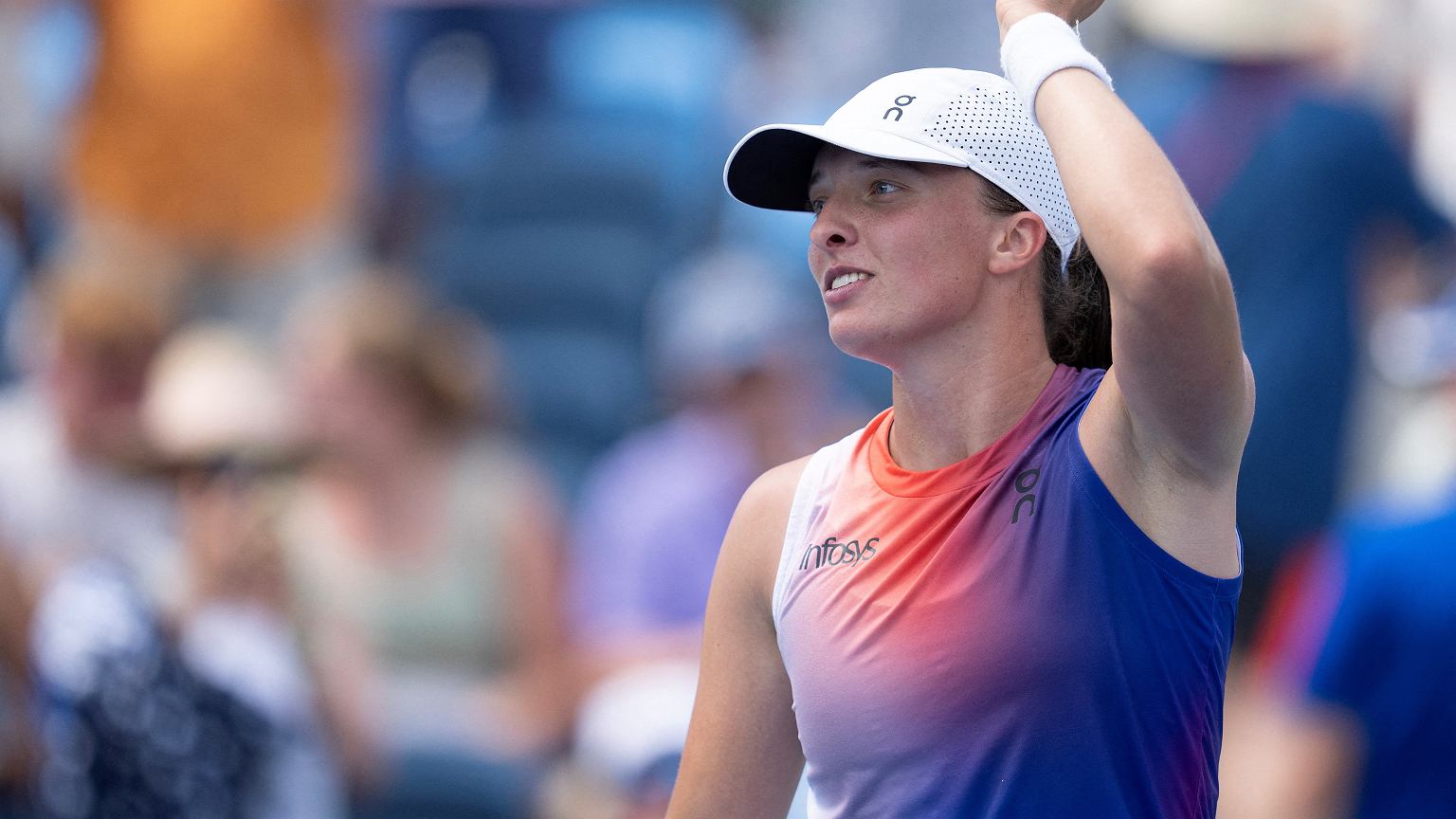 Iga Świątek Powraca na Kort! Poznaj Jej Pierwszą Rywalkę w World Tennis League