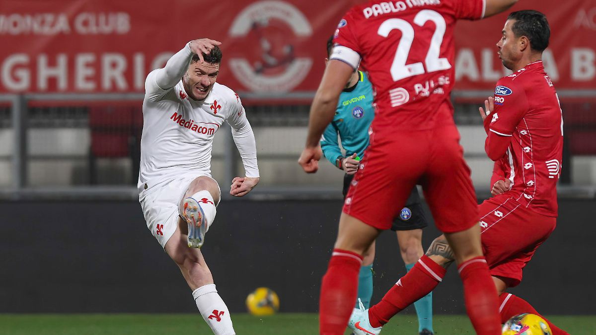 Fußball-Krise: DFB-Abwehrstar Robin Gosens und AC Florenz unterliegen Tabellenletztem