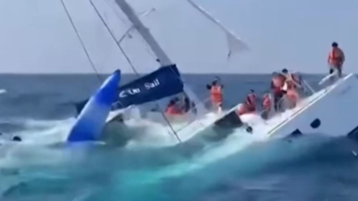 Schiffskatastrophe vor Phuket: Katamaran kentert im thailändischen Urlaubsparadies