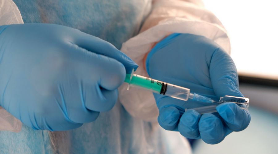 Российская вакцина от рака будет бесплатной: заявление главного онколога Минздрава