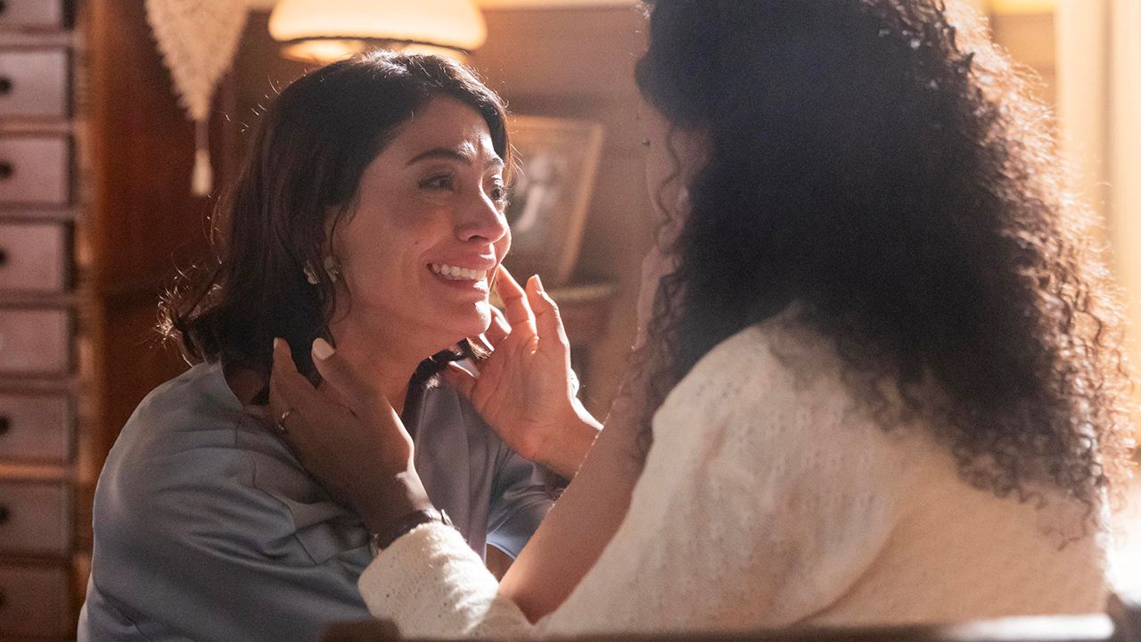 Garota do Momento: Clarice e Beatriz em Cena Comovente e Basílio Revela Segredo!