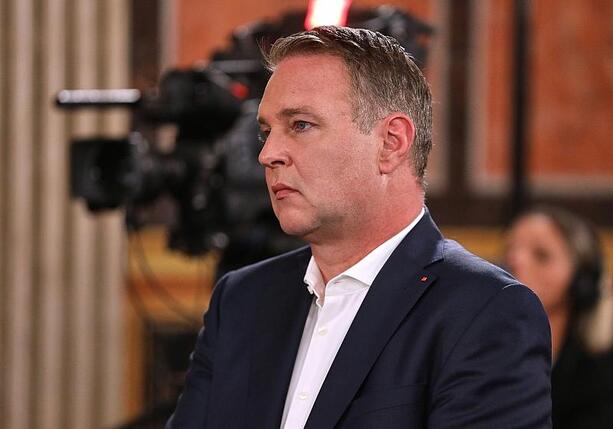 SPÖ enttäuscht: ÖVP wollte bei Renten, Gesundheit und Beamten sparen