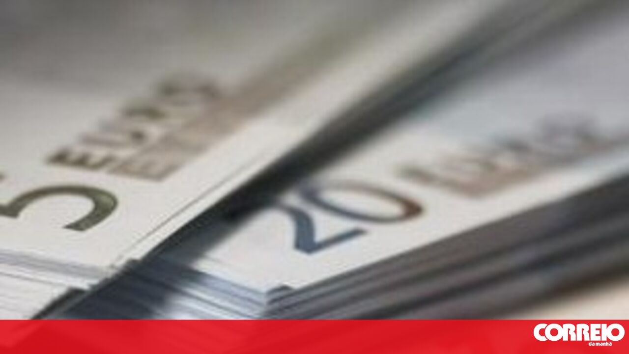 Bulgária em Revolta: Manifestações Maciças Contra a Adoção do Euro e Apelo Urgente por Referendo