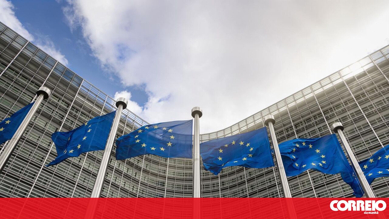 Ministros das Finanças da UE aprovam financiamento recorde do BEI de 100 mil milhões de euros este ano