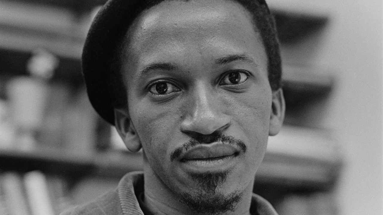 Ontdek het verhaal achter Ernest Cole: de fotograaf die Apartheid blootlegde