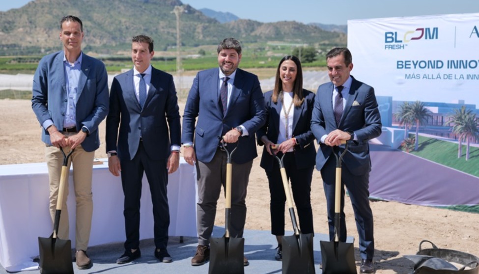 ¡BLOOM FRESH™ Lidera la Revolución Agrícola con el Centro de Genética y Tecnología Frutícola Más Avanzado del Mundo!