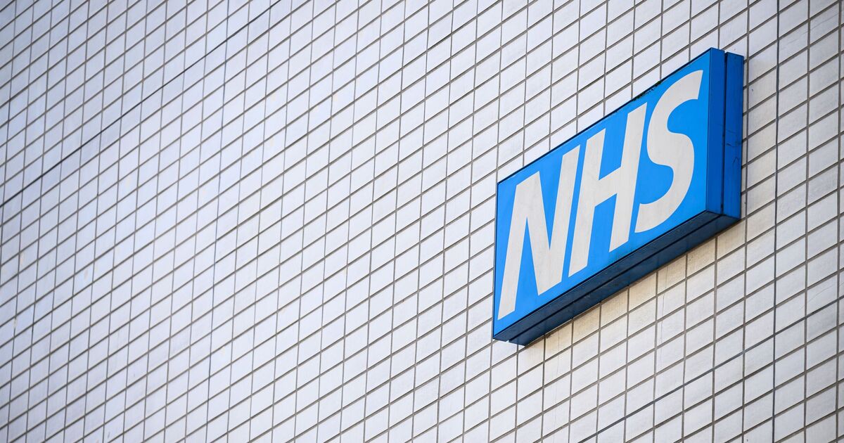 NHS Bosses' Pay Soars: Hundreds Earn Over £200k While Patients Face Record Waiting Times