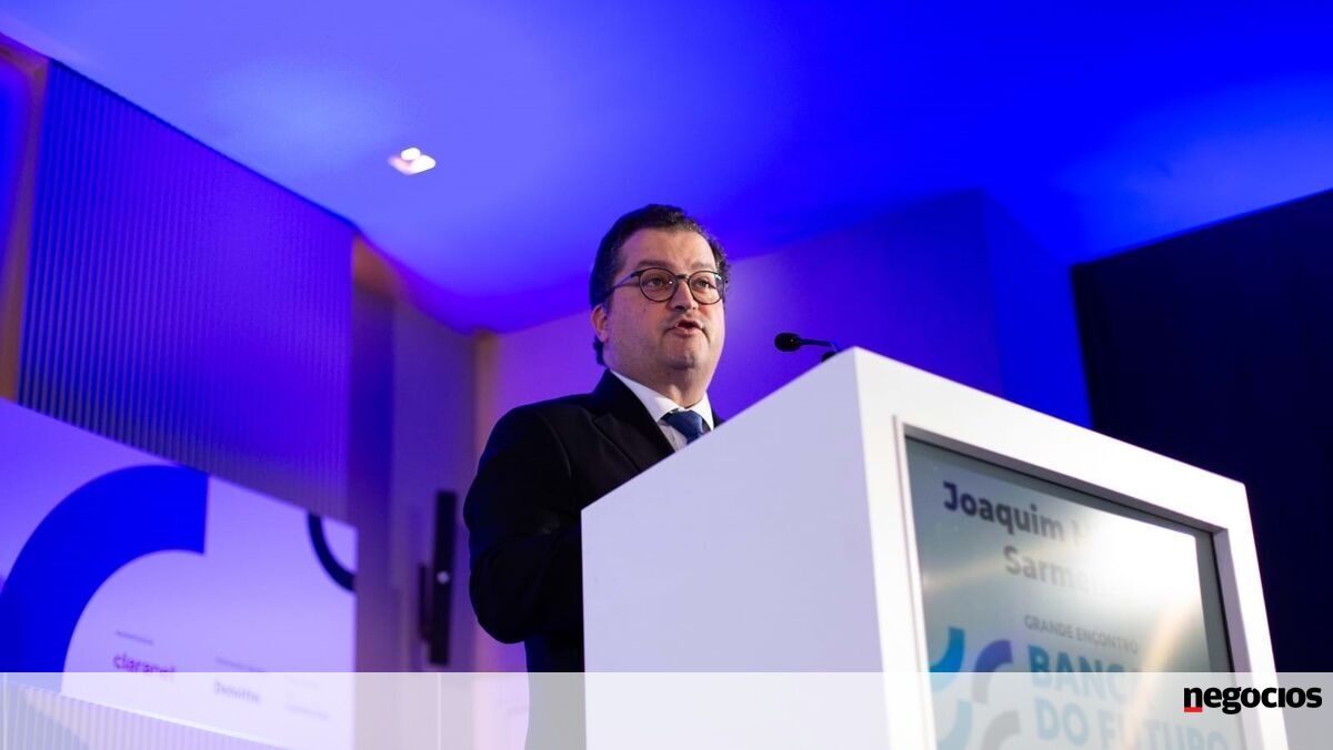 Ministro das Finanças Mantém Previsão de Excedente Orçamental em 2025