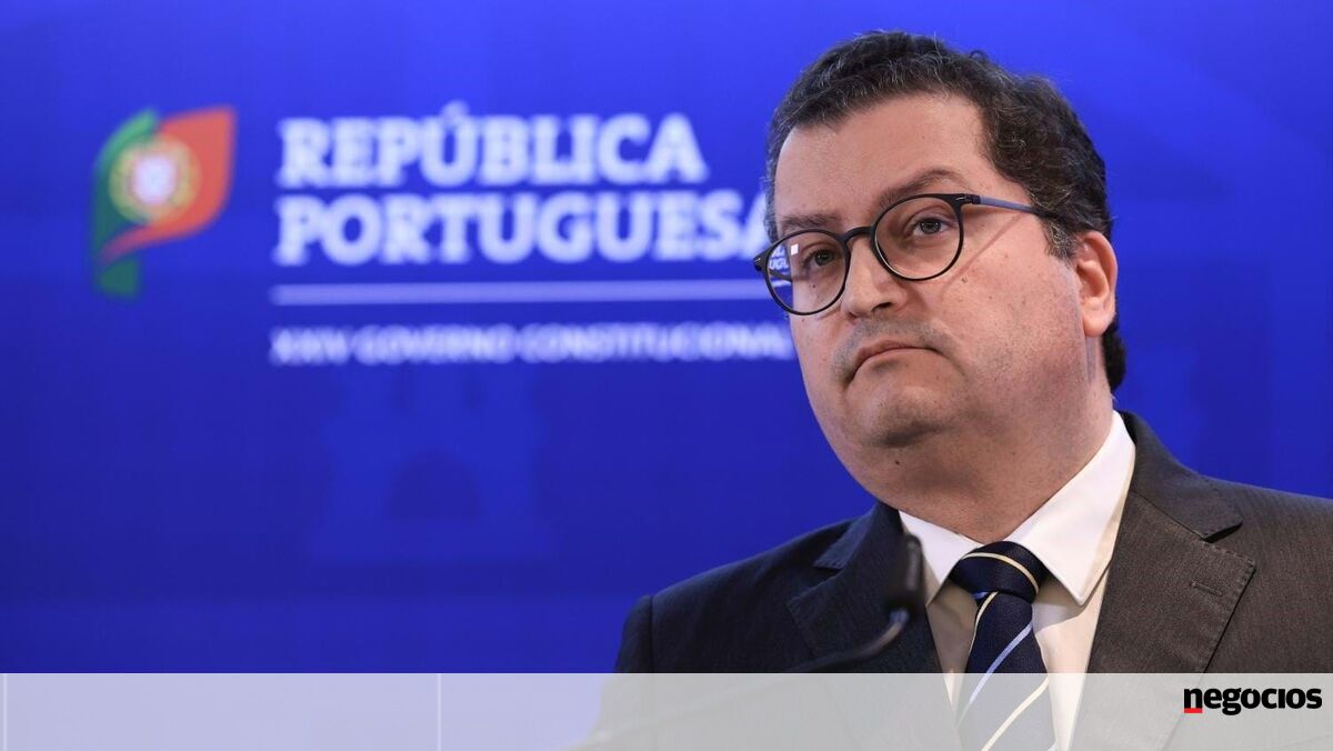 Reforma do Ministério das Finanças: Marcelo Promulga Mudanças com Novas Autoridades