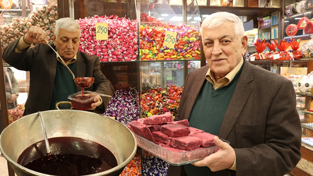 65 Yıllık Deneyimli Şekerci: Kütahya'nın Lezzet Mirası