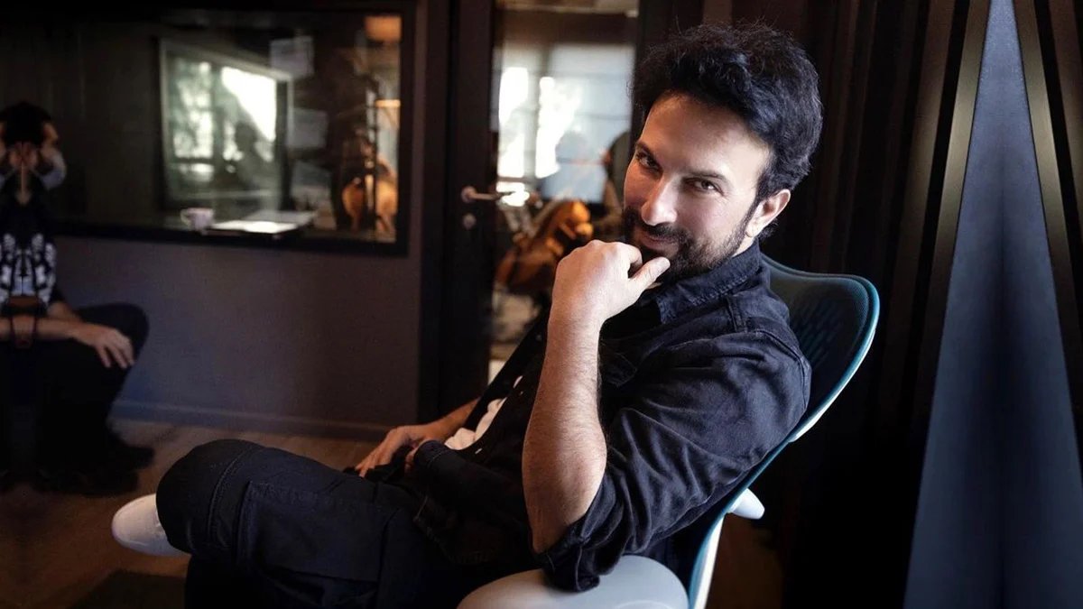 Tarkan Bluesky'a Geçti! 'Buralar Şenlenir Mi?' Diyerek Sosyal Medya Dünyasını Şoke Etti