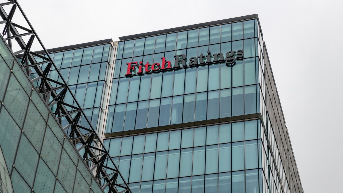 Fitch Uyarısı: Siyasi Belirsizlikler Türkiye'nin Kredi Notlarını Tehdit Ediyor