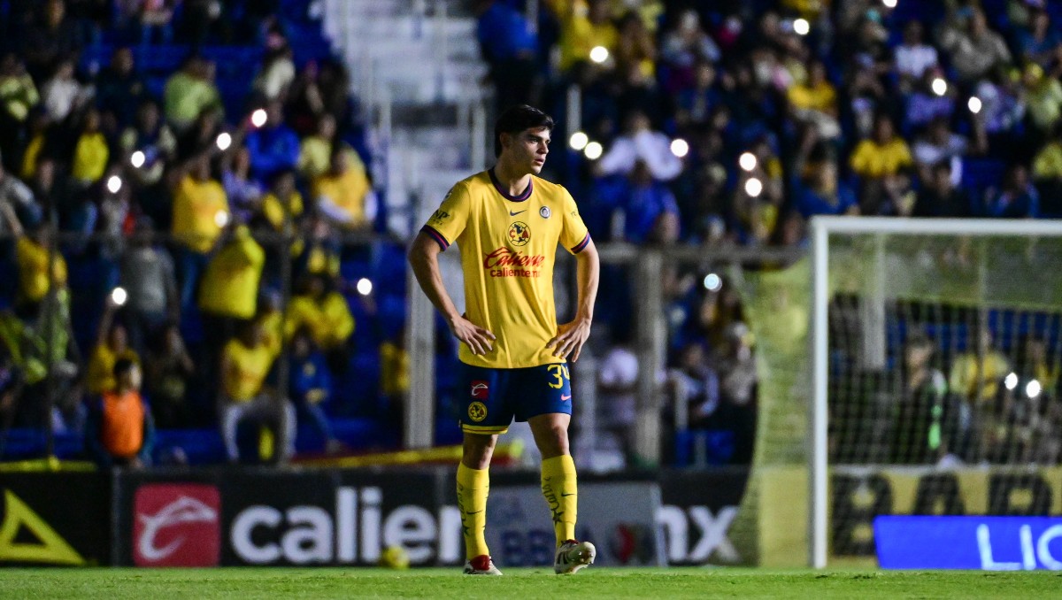 Partido de fútbol Amérca vs Necaxa suspendido temporalmente por problemas de iluminación en el Estadio Ciudad de los Deportes