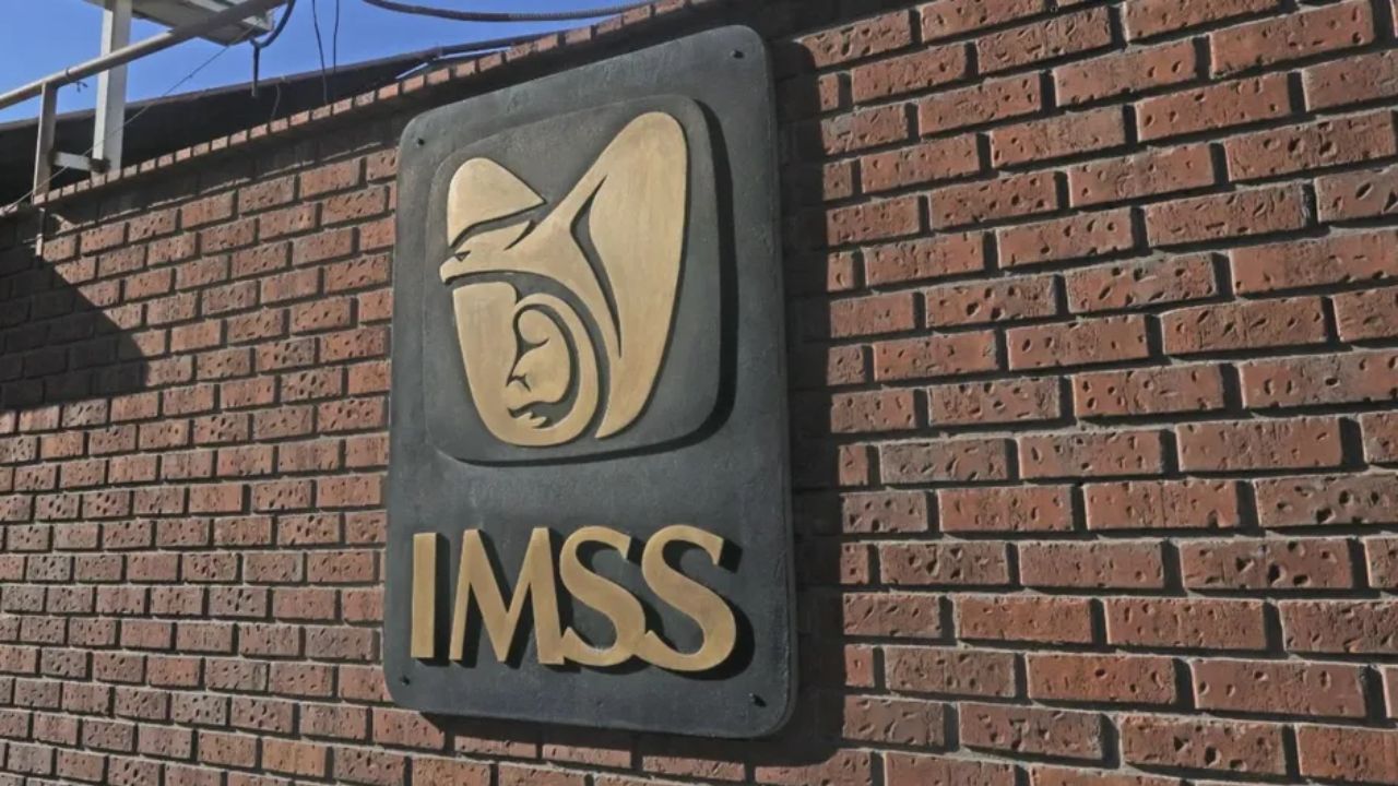 ¡Alivio para una niña! Juez obliga al IMSS a realizar cirugía de implante coclear para evitar daños irreversibles