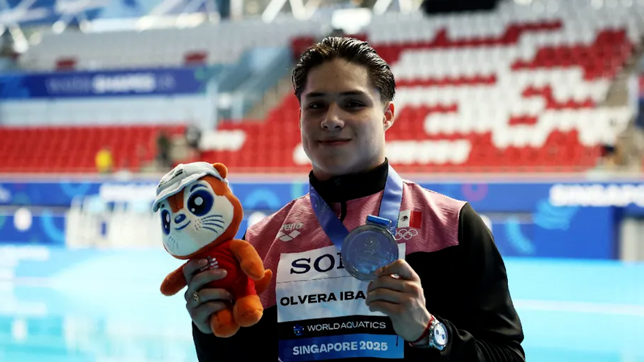 Osmar Olvera consigue el oro en Mundial de Deportes Acuáticos de Singapur