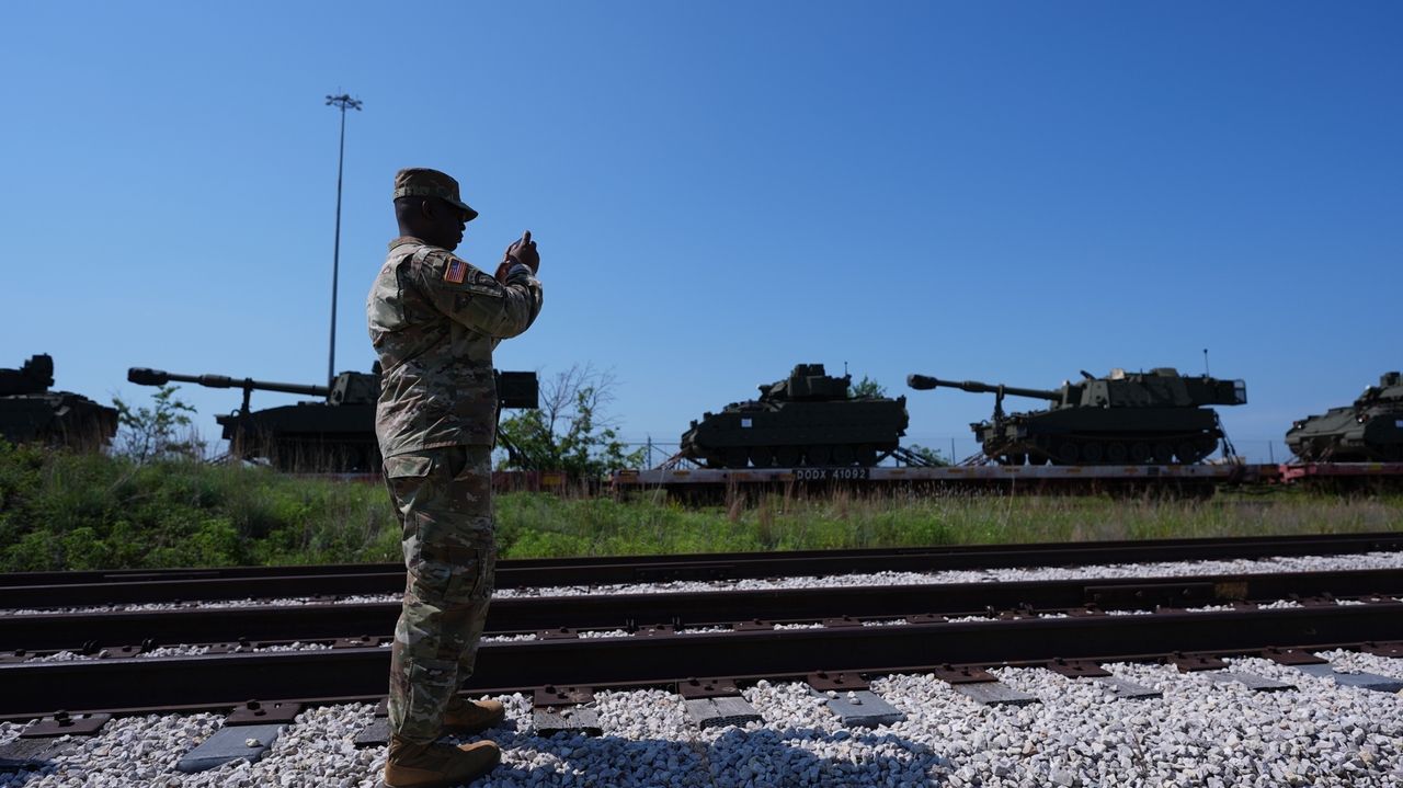 Critics Question Army's $45 Million Birthday Parade Amidst Border Security Concerns