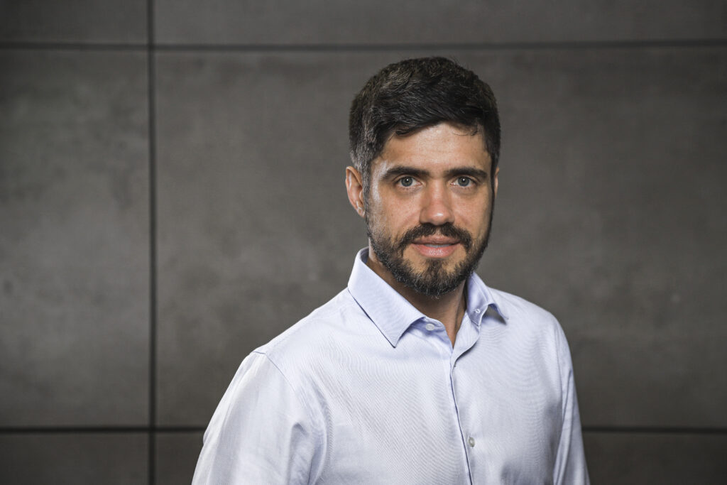 Giga+ Fibra troca vice-presidente de finanças