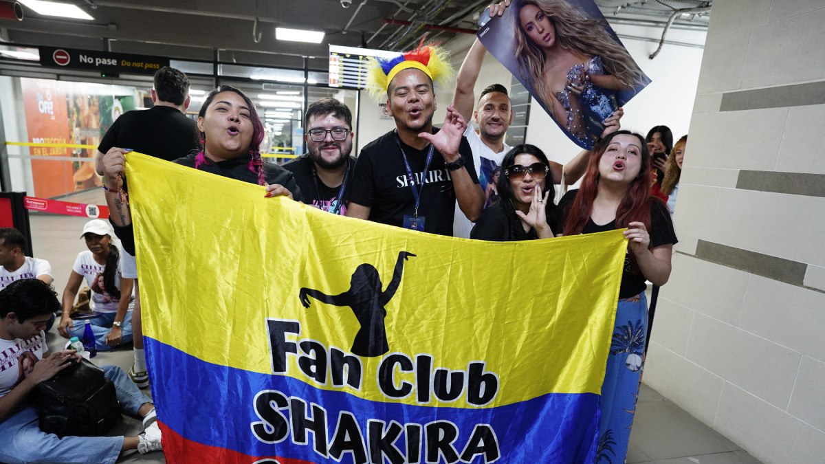 Shakira regresa a Colombia: desilusión para fans debido a problemas de salud familiar