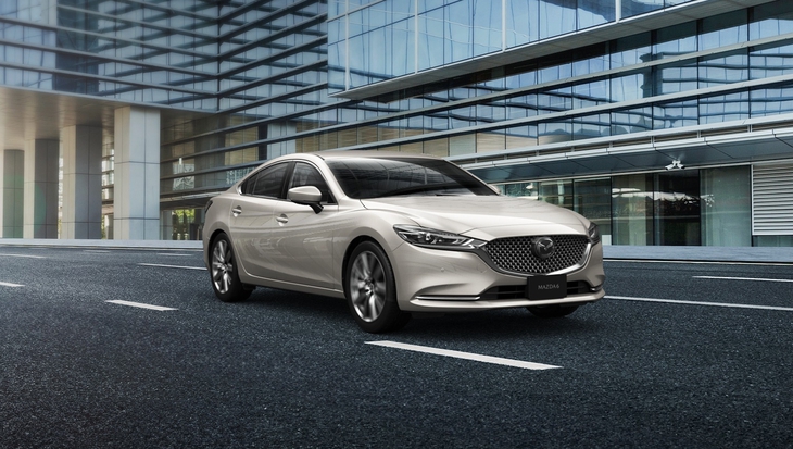 Sốc! Toyota Camry Rớt Giá Cực Mạnh: Giảm Đến 100 Triệu Đồng, 'Giải Cứu' Khách Hàng?
