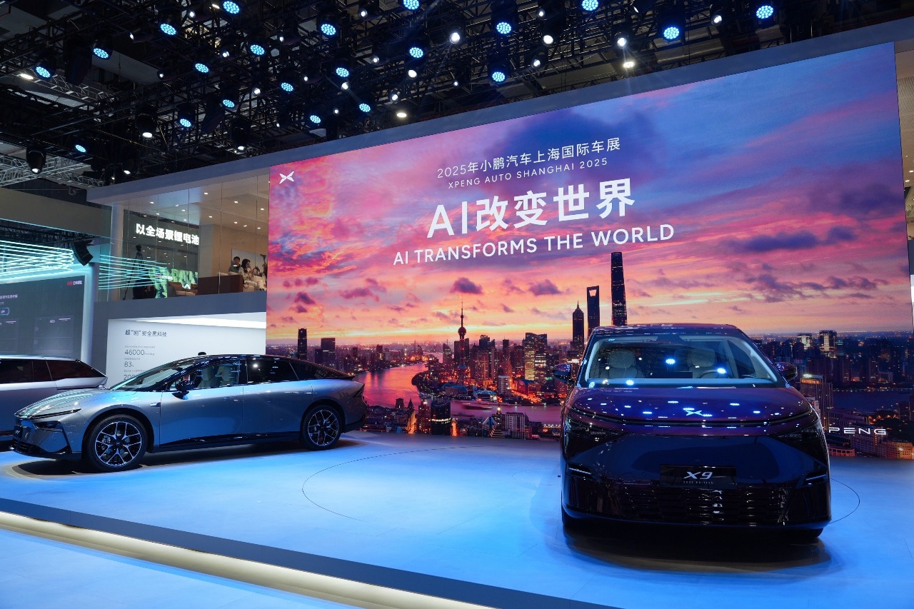 Xpeng Memperkenalkan Teknologi Masa Depan di Shanghai Auto Show 2025
