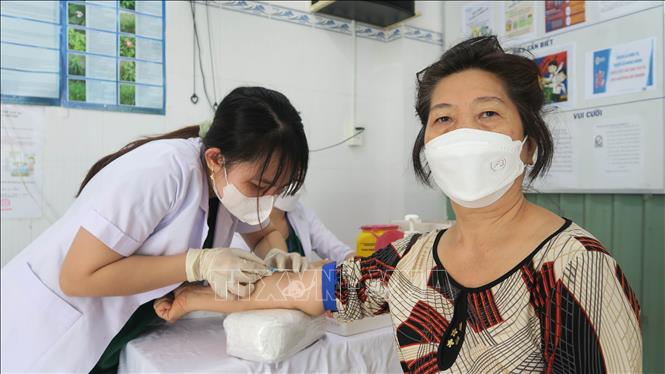 Xây dựng cộng đồng khỏe mạnh - Bài cuối: Củng cố y tế cơ sở, chăm sóc sức khỏe toàn diện