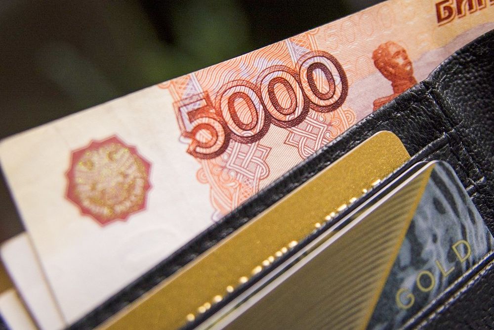 Автопополнение карты в момент оплаты: новая функция на российском рынке