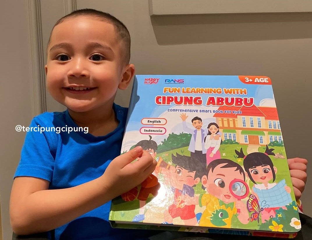 Buku Ajaib Cipung: Teknologi Interaktif untuk Mengurangi Ketergantungan Anak pada Gadget