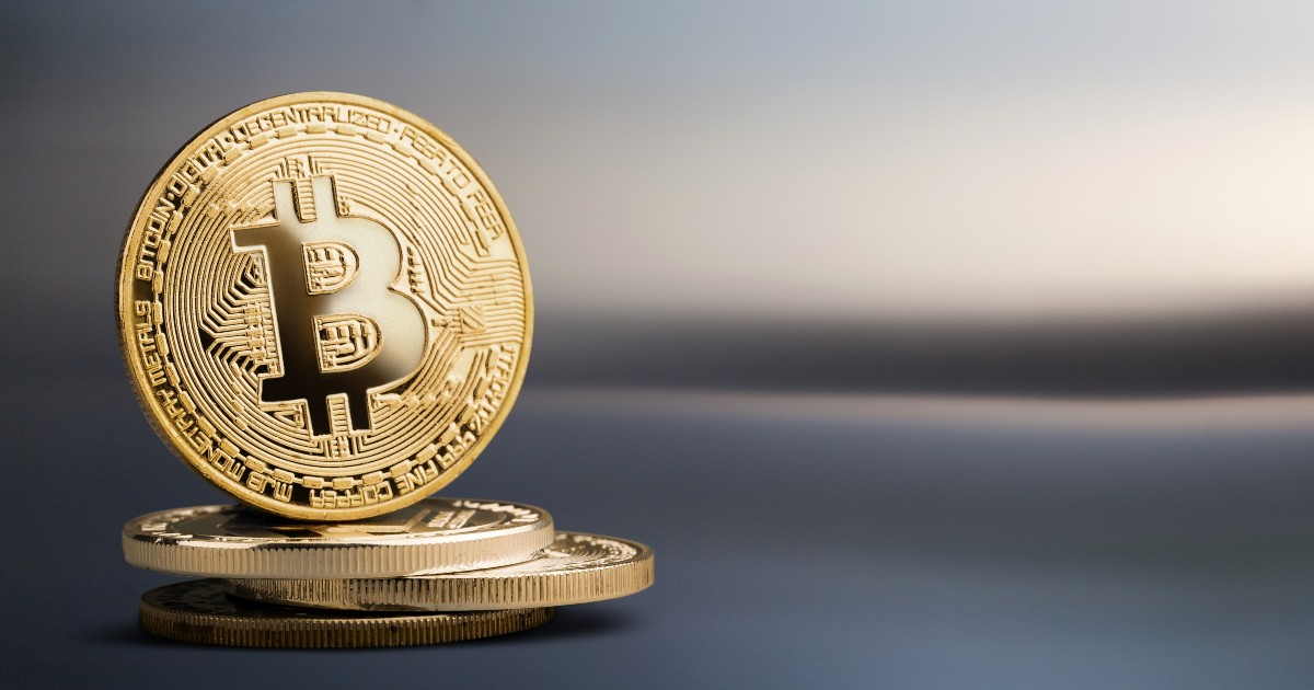 ストラテジー社のビットコイン保有量3%が「リスク水準」に達する ...